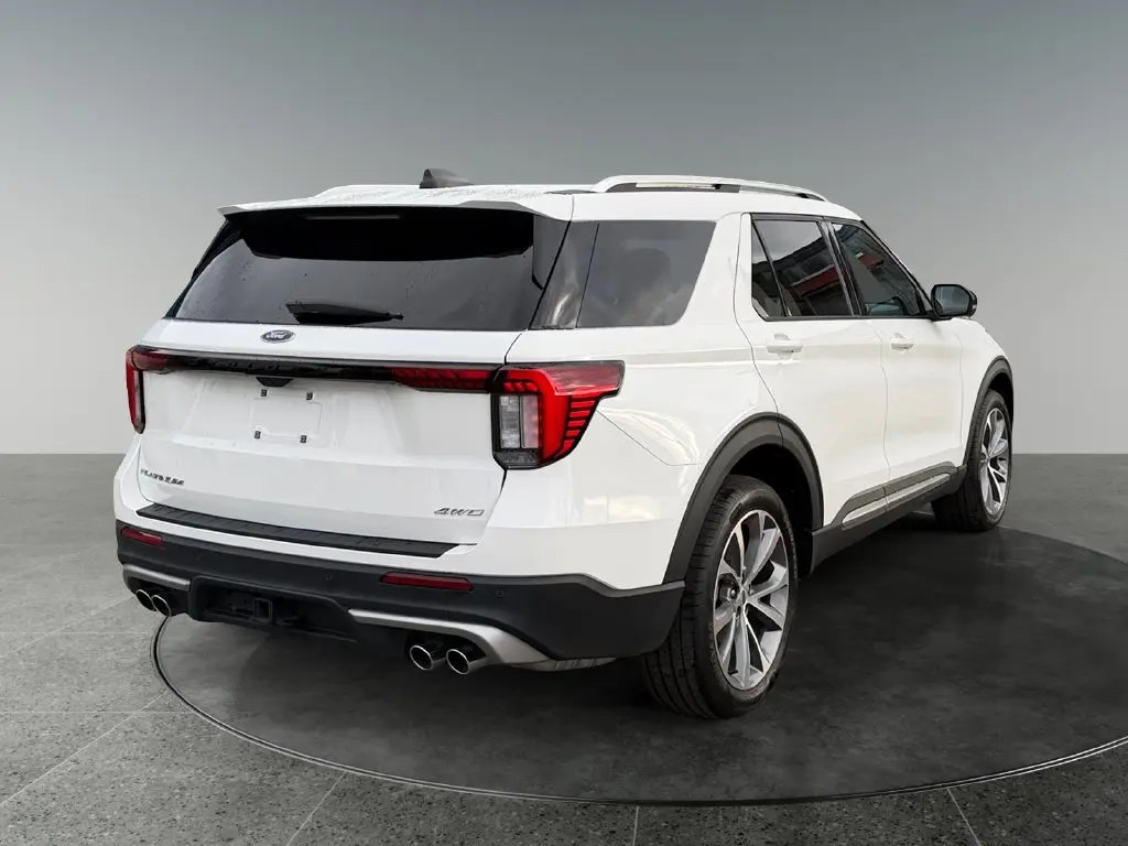2025 Ford Explorer - $48,730