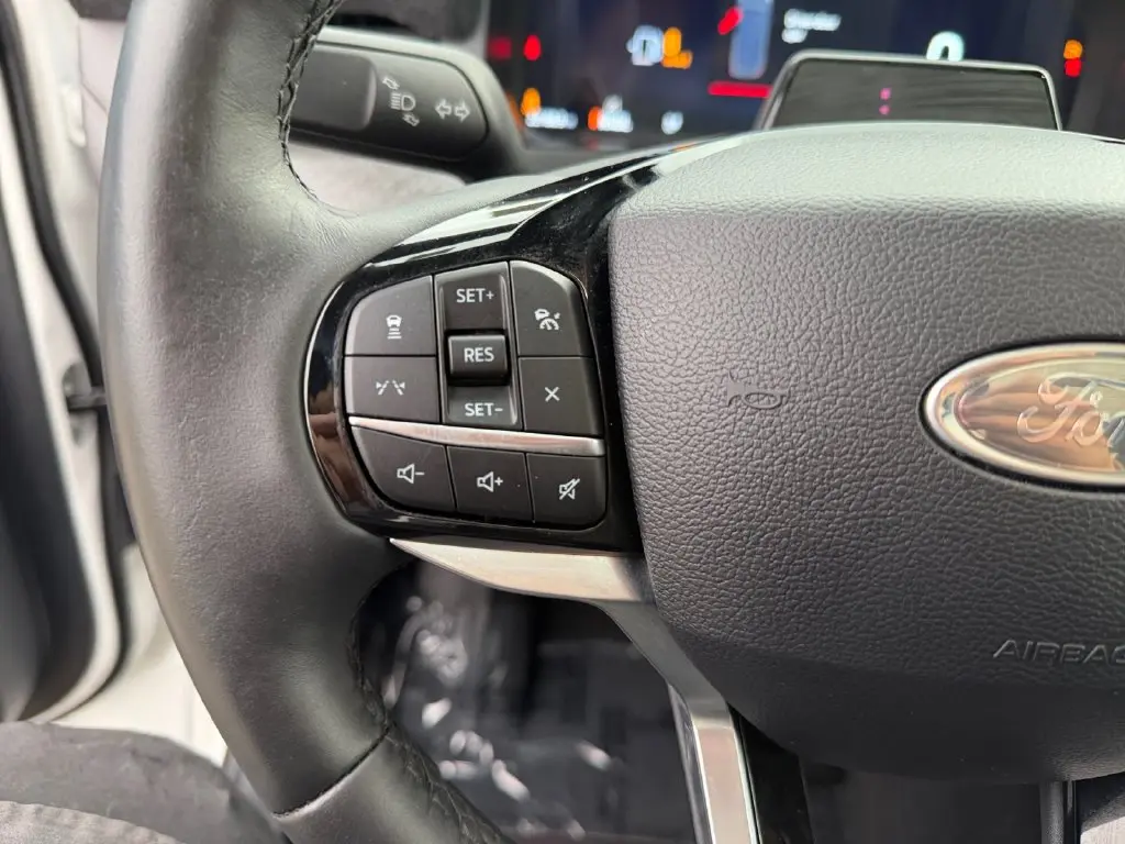 2025 Ford Explorer - $48,730
