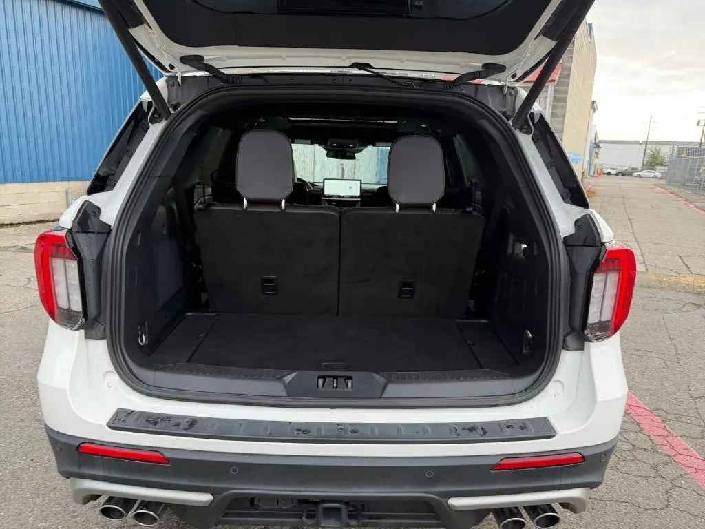 2025 Ford Explorer - $48,730