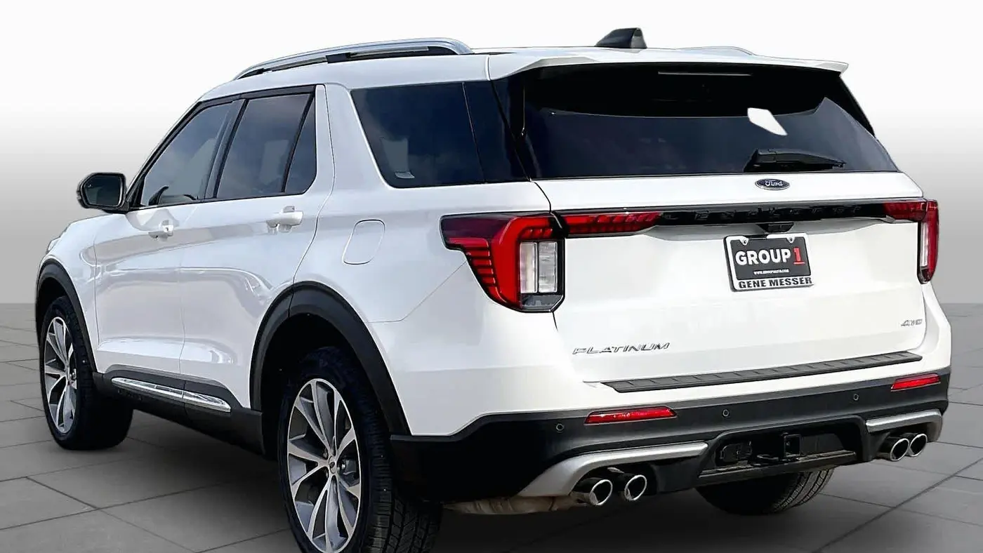 2025 Ford Explorer Platinum
