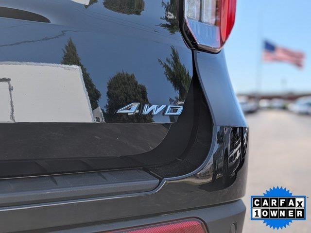 2025 Ford Explorer - $43,856