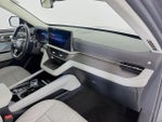 2025 Explorer Thumbnail 33