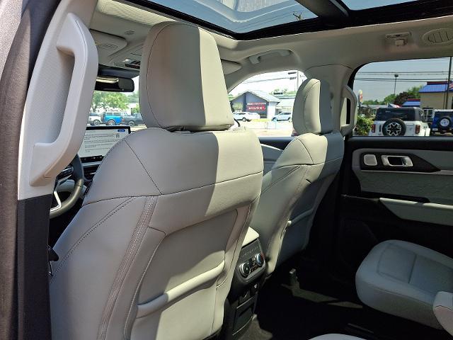 2025 Ford Explorer - $48,997
