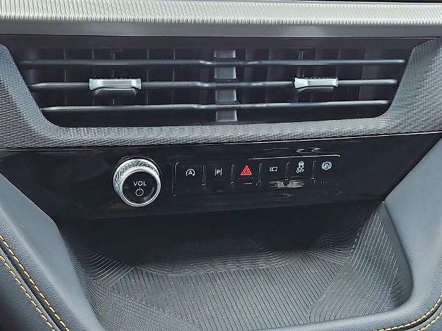 2026 Ford Explorer - $53,625