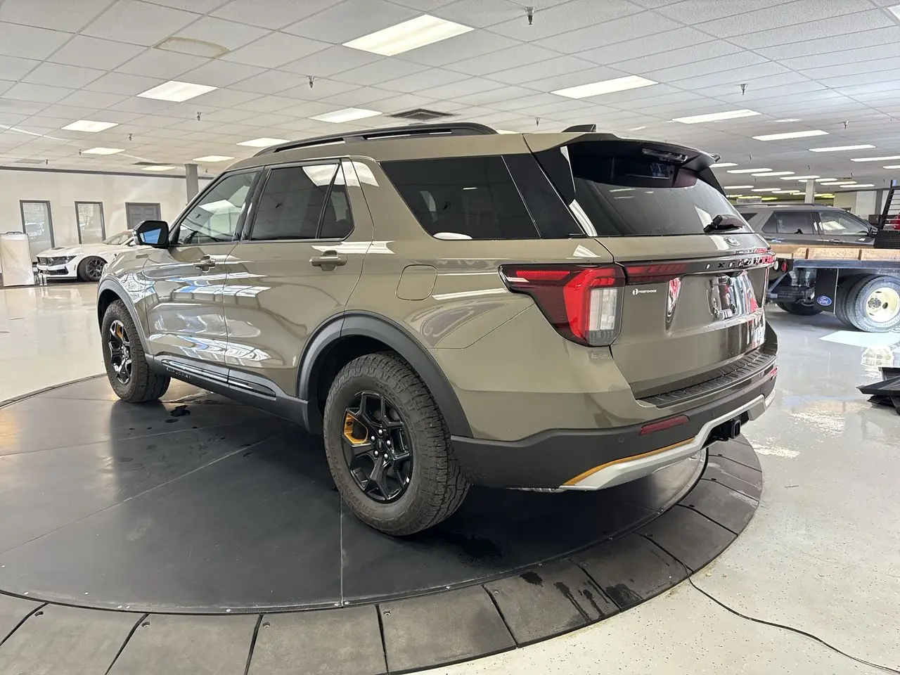 2026 Ford Explorer - $53,724