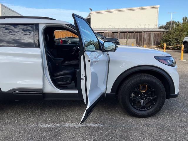 2026 Ford Explorer - $59,884
