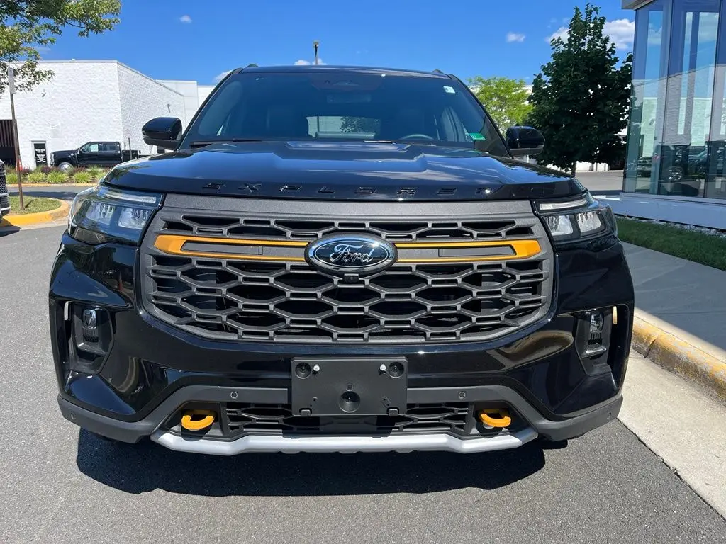 2026 Ford Explorer - $52,501