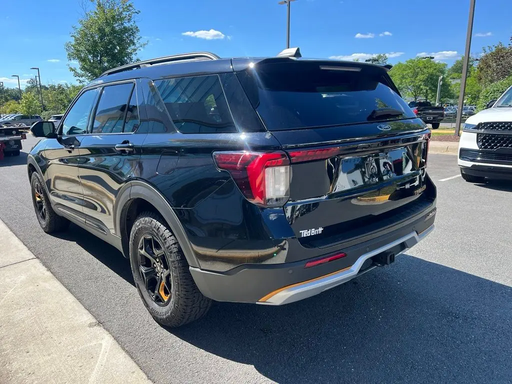2026 Ford Explorer - $52,501