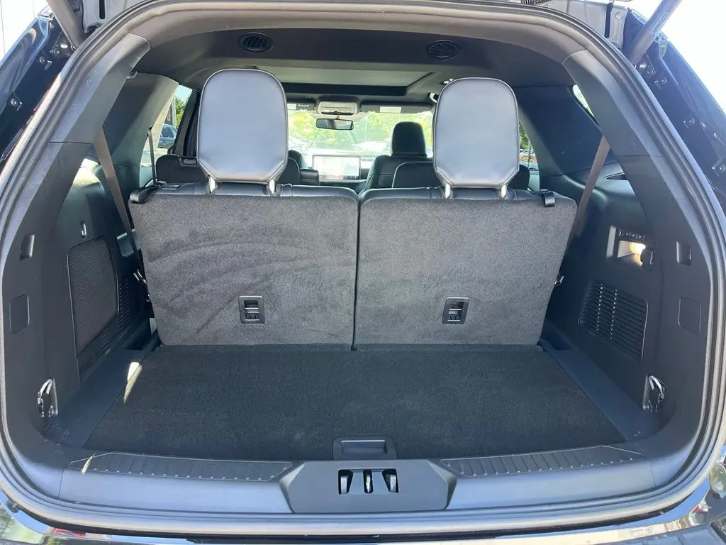 2026 Ford Explorer - $52,501