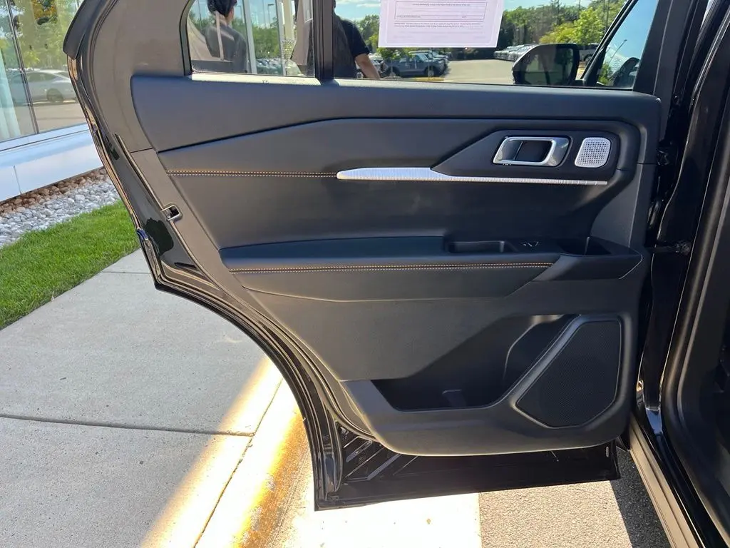 2026 Ford Explorer - $52,501