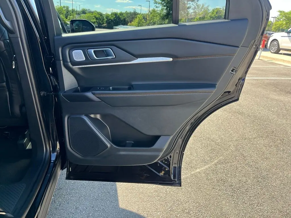 2026 Ford Explorer - $52,501