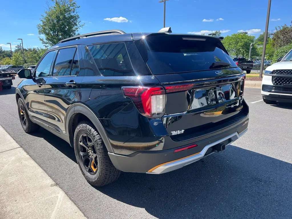 2026 Ford Explorer - $46,001
