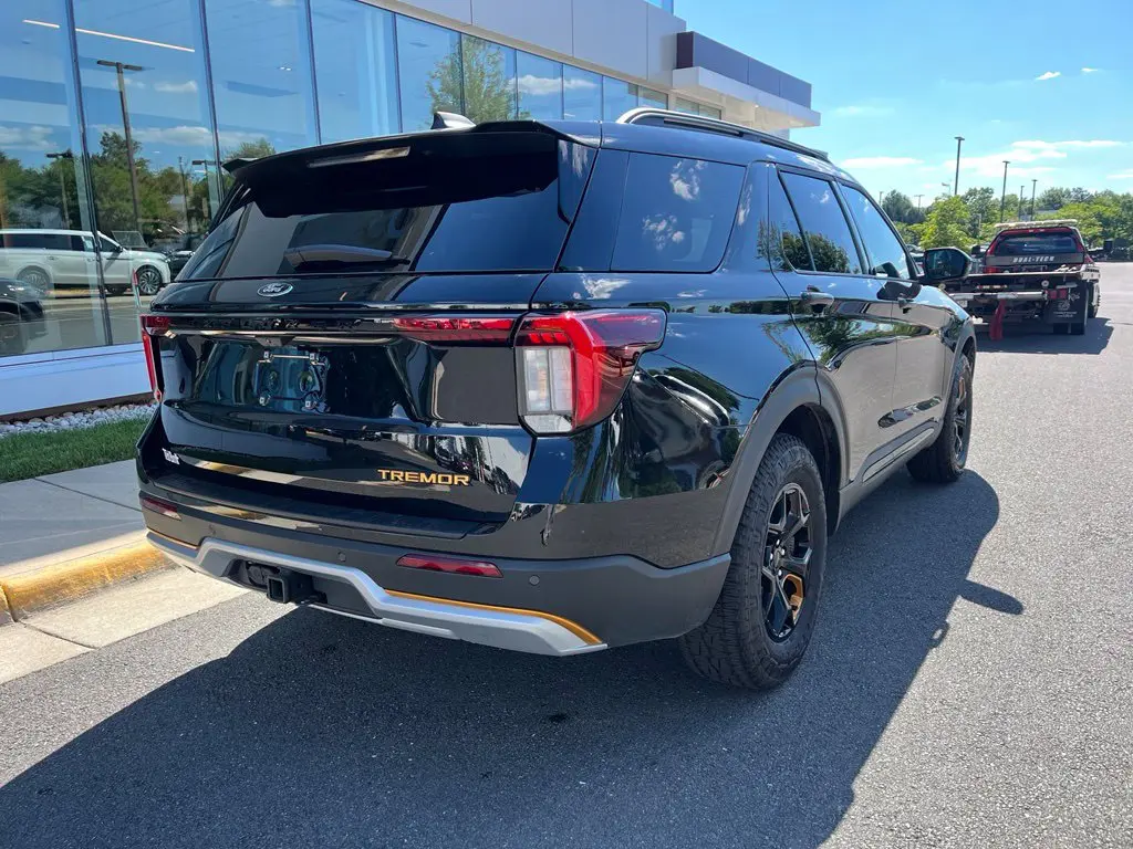 2026 Ford Explorer - $46,001