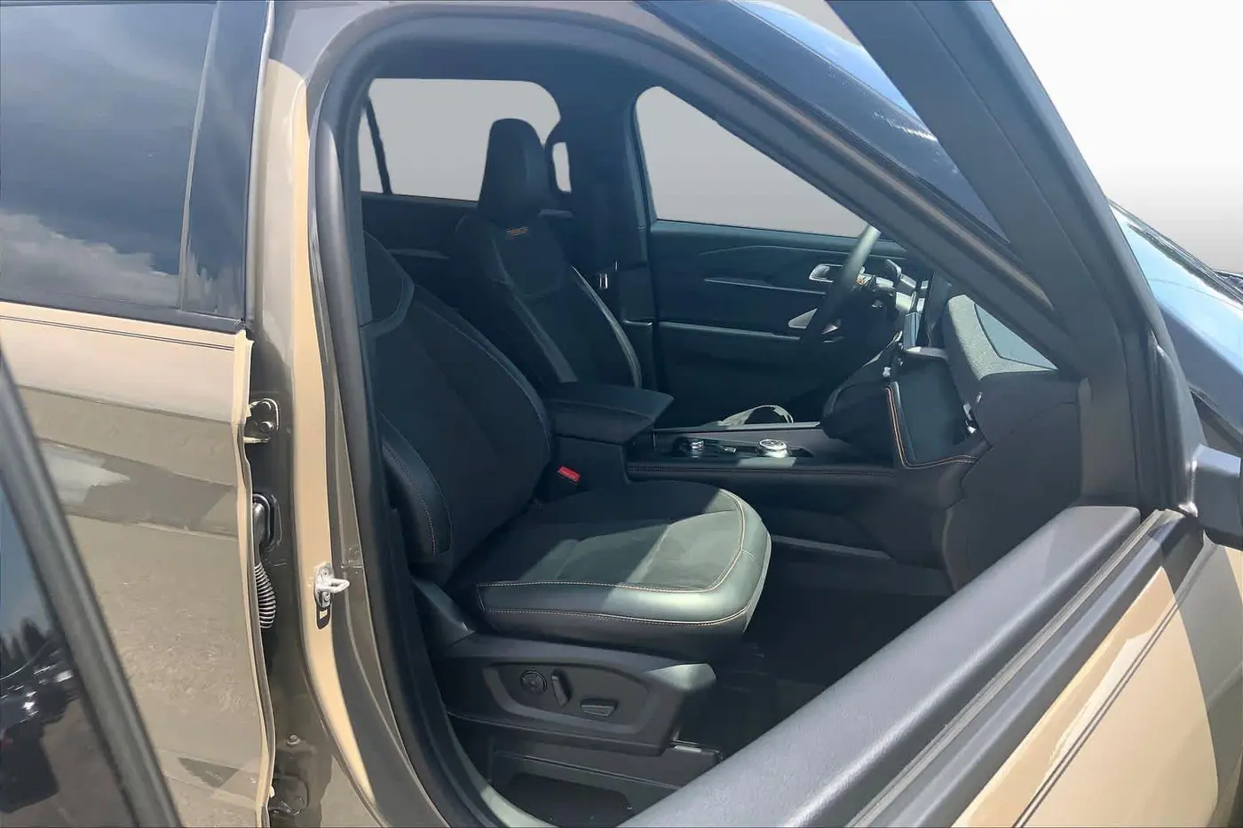 2026 Ford Explorer - $57,989