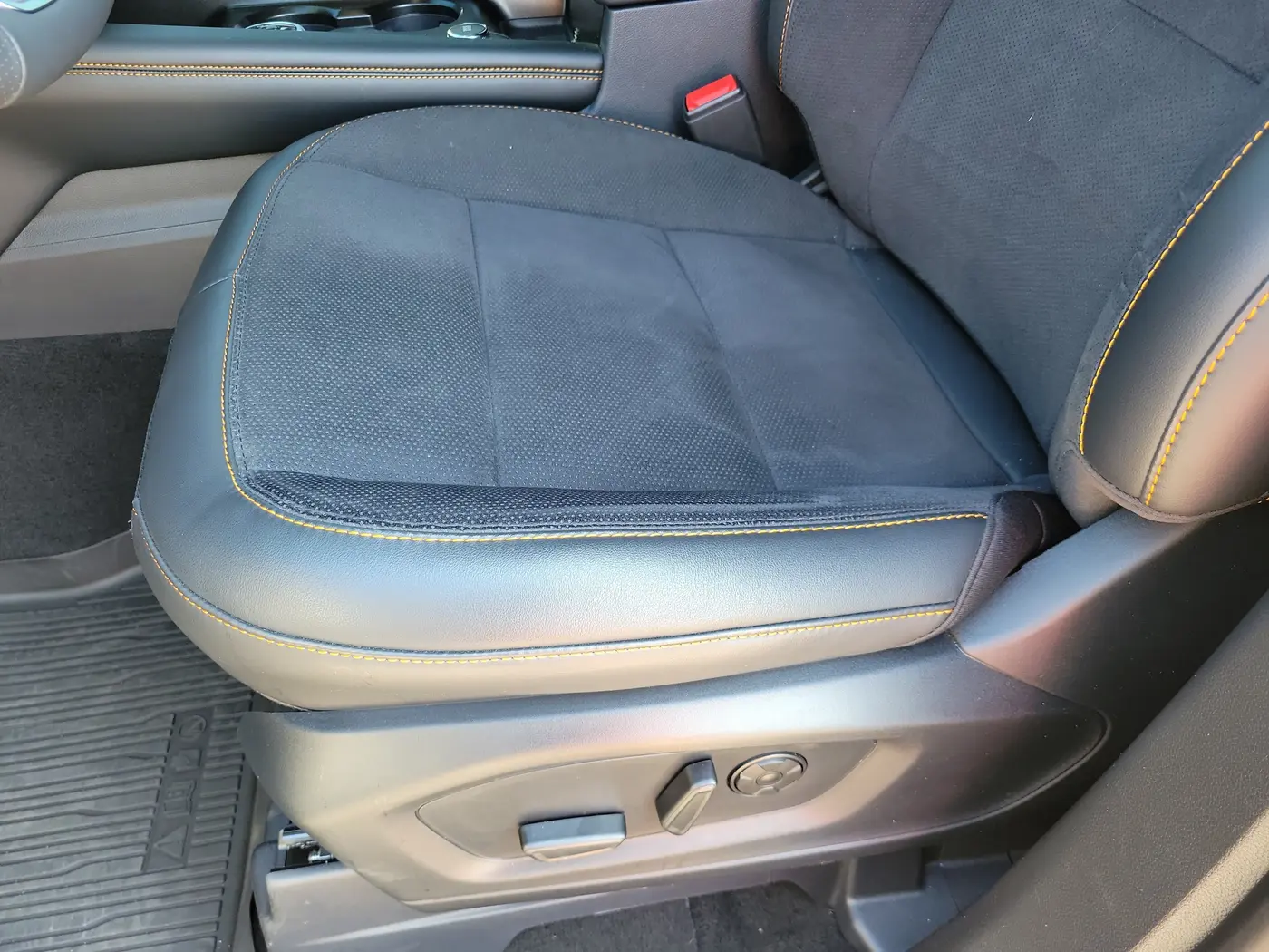2026 Ford Explorer - $60,894