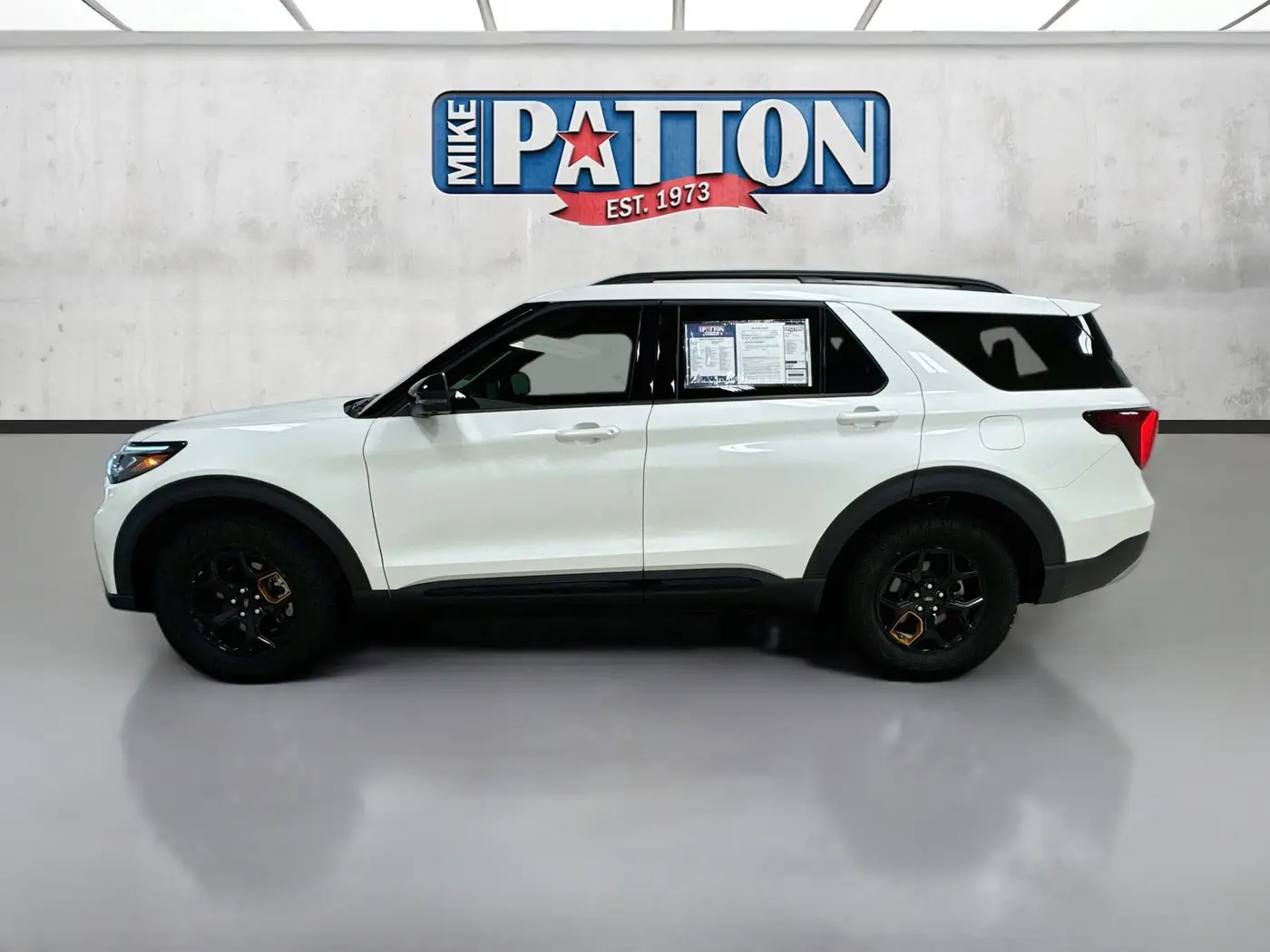2026 Ford Explorer - $51,988