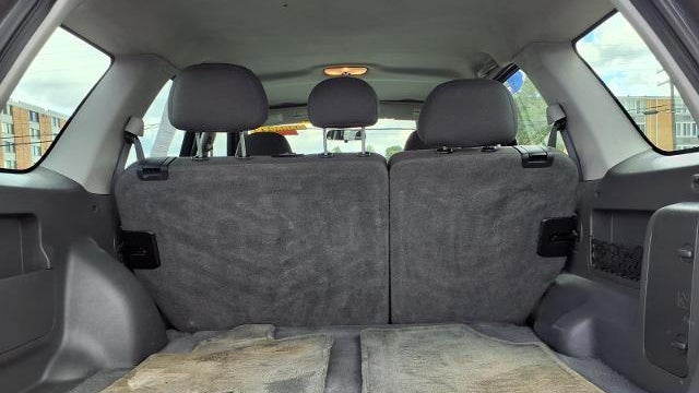 2005 Ford Escape XLS