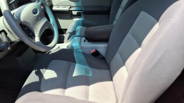 2003 Ford Explorer Sport XLT