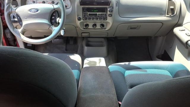 2003 Ford Explorer Sport XLT