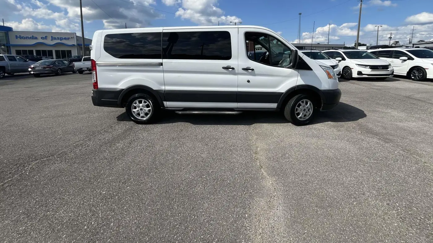 2015 Ford Transit 150 XL