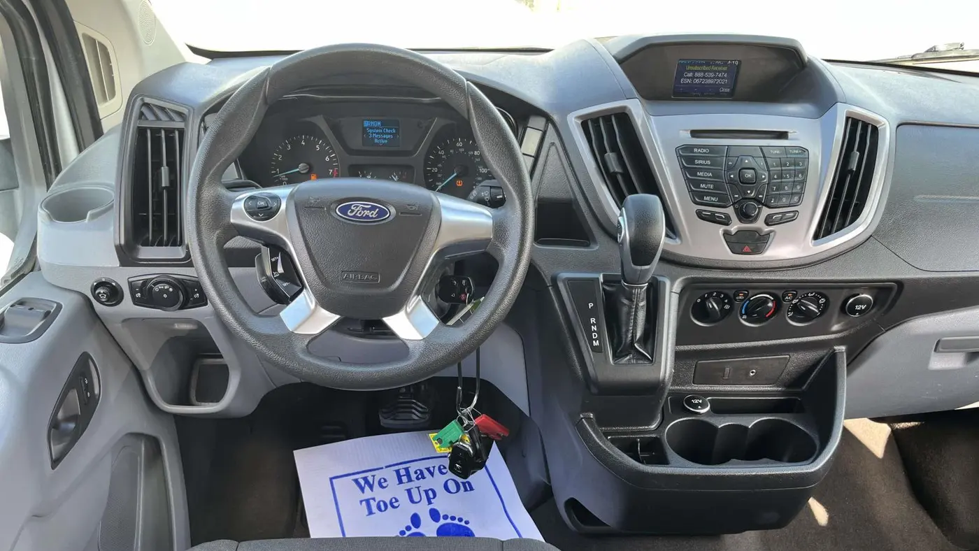 2015 Ford Transit 150 XL