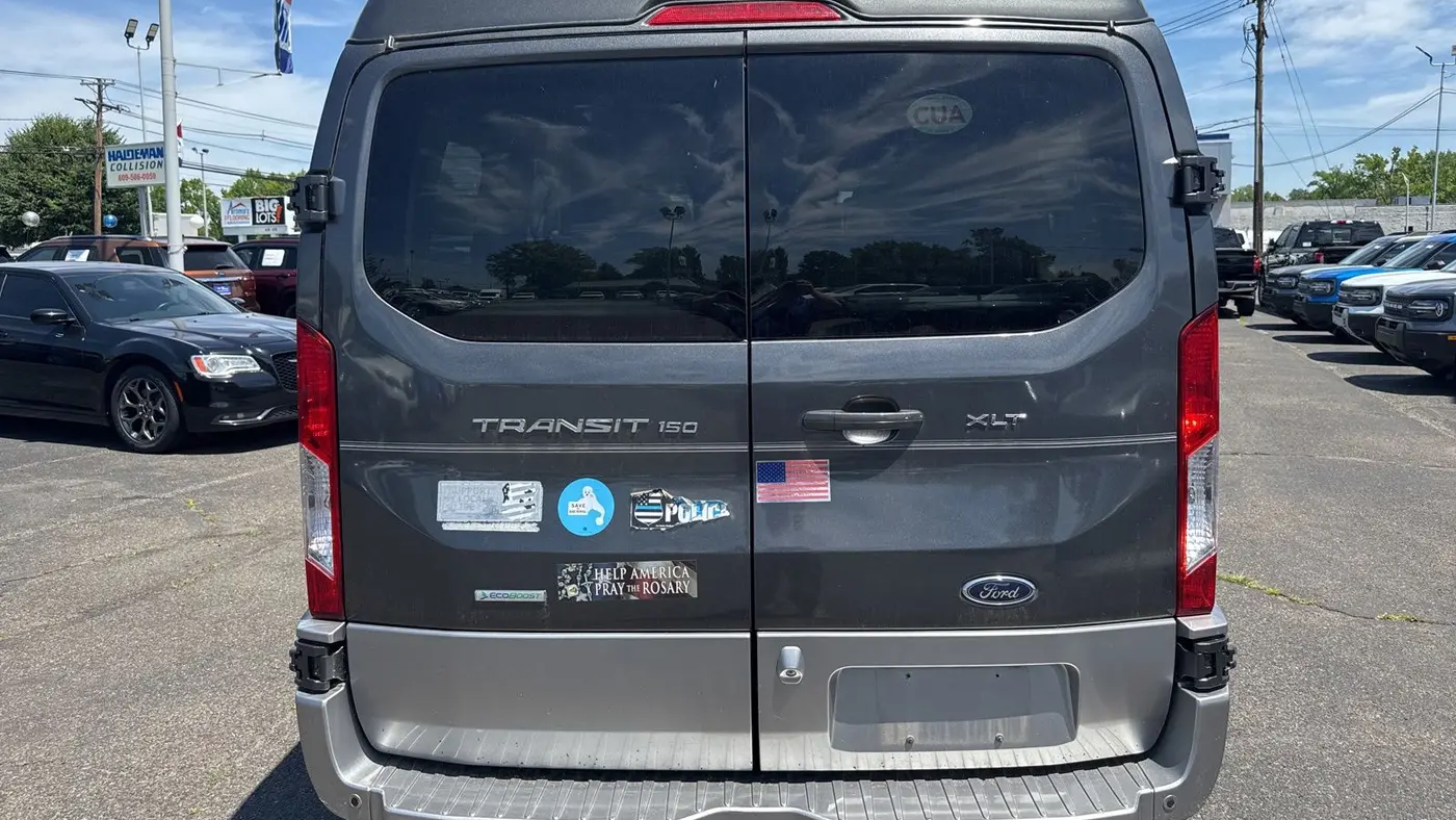 2017 Ford Transit 150 XL