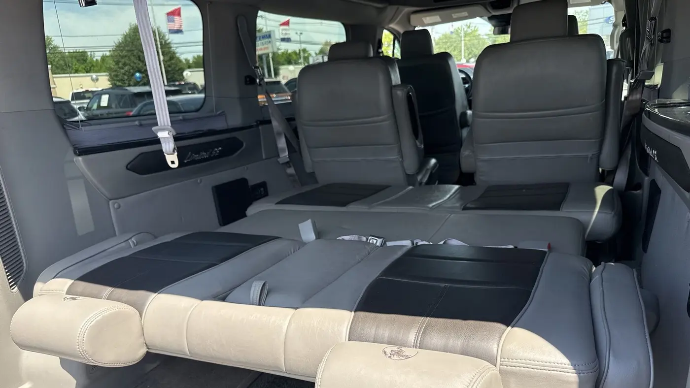 2017 Ford Transit 150 XL