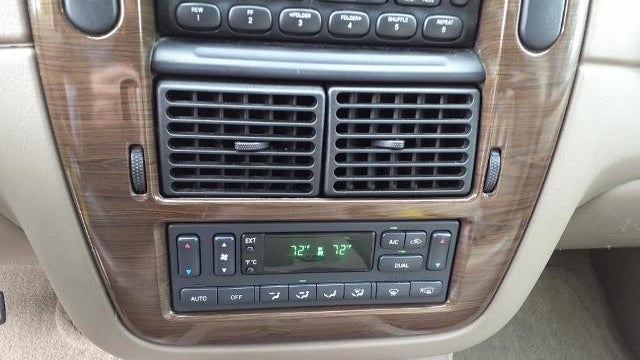 2005 Ford Explorer Eddie Bauer
