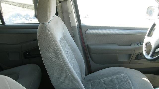 2004 Ford Explorer XLT