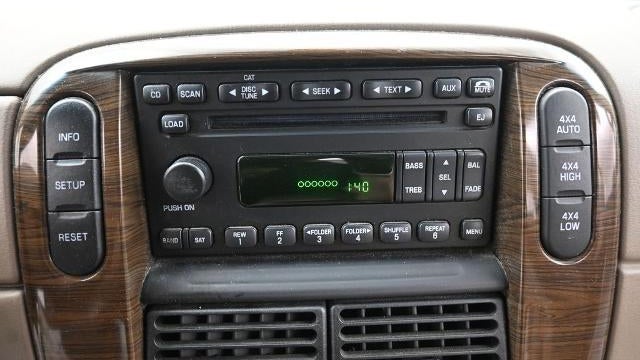 2005 Ford Explorer Eddie Bauer