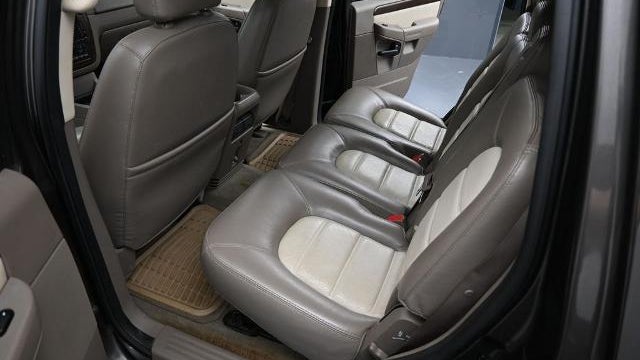 2005 Ford Explorer Eddie Bauer