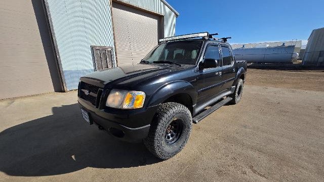 2001 Ford Explorer Sport Trac Base