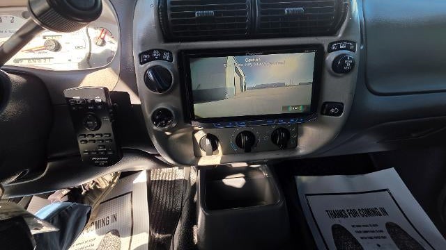2001 Ford Explorer Sport Trac Base