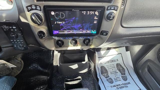 2001 Ford Explorer Sport Trac Base