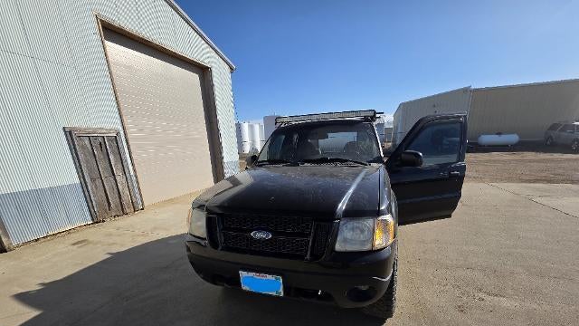 2001 Ford Explorer Sport Trac Base