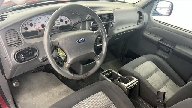 2004 Ford Explorer Sport Trac XLS