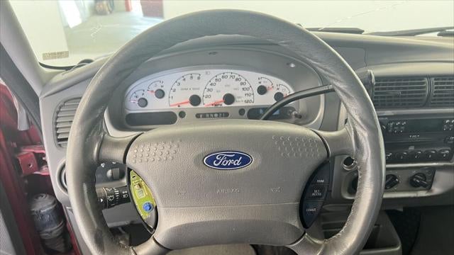 2004 Ford Explorer Sport Trac XLS