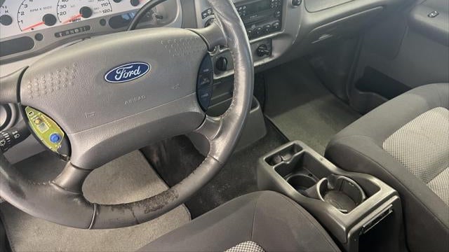 2004 Ford Explorer Sport Trac XLS