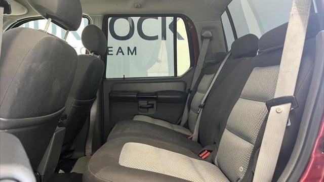 2004 Ford Explorer Sport Trac XLS