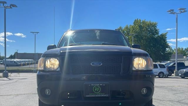 2005 Ford Explorer Sport Trac Adrenalin