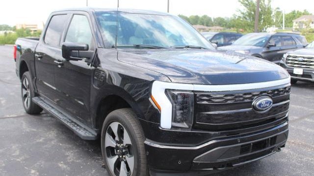 2023 Ford F-150 Lightning XLT