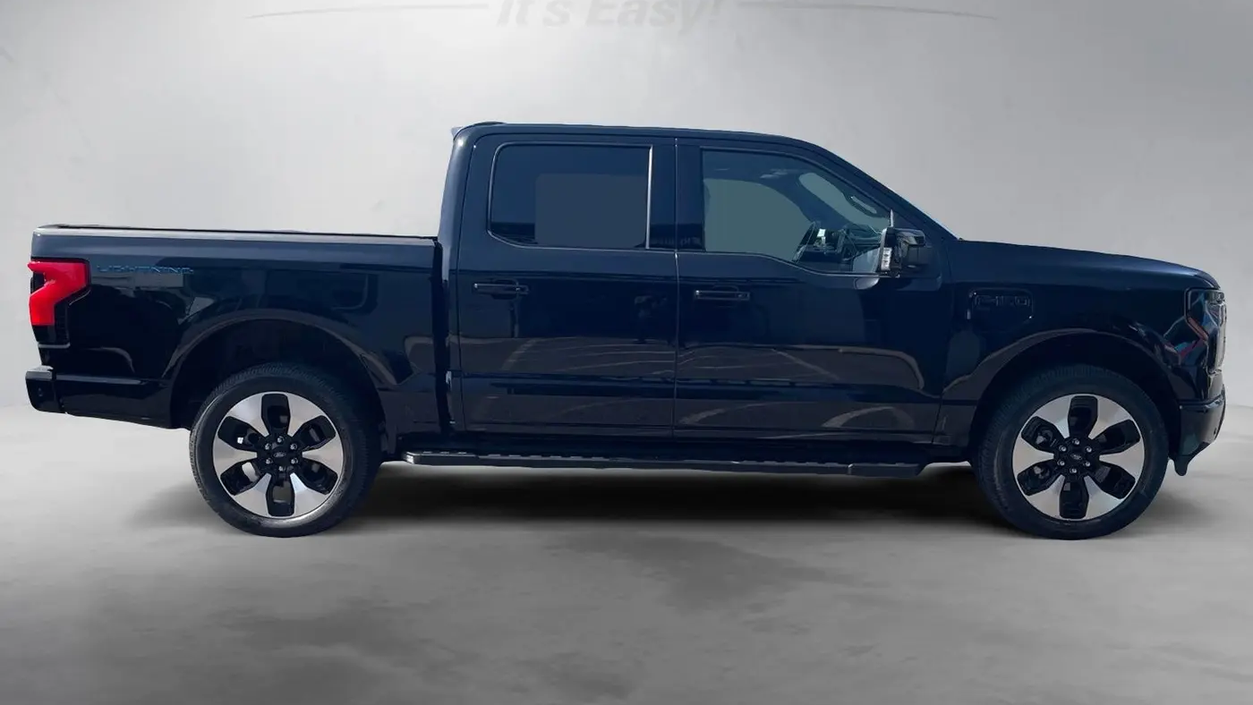 2023 Ford F-150 Lightning Platinum