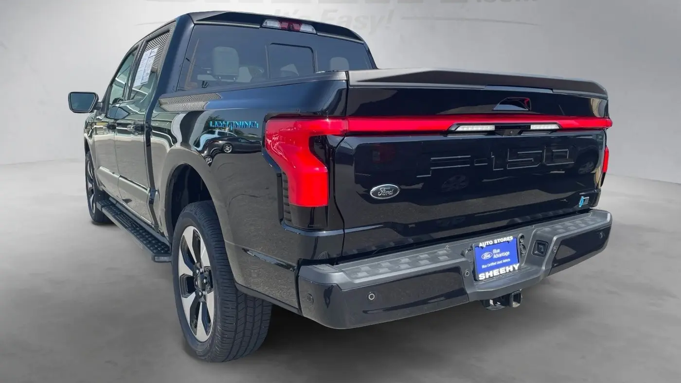 2023 Ford F-150 Lightning Platinum