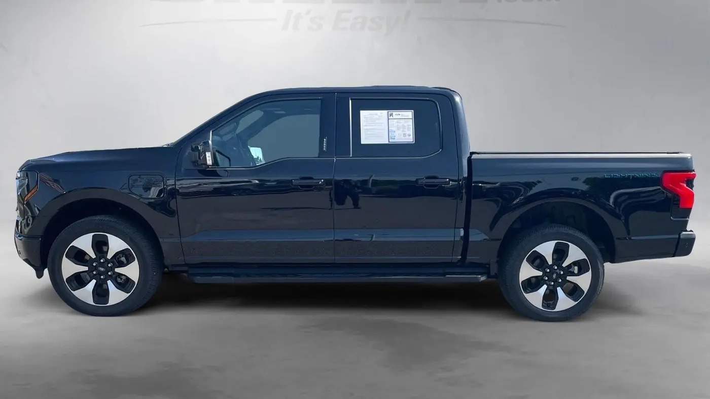 2023 Ford F-150 Lightning Platinum