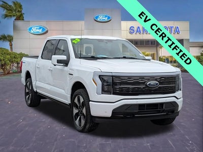 2023 Ford F-150 Lightning AWD Platinum 4DR Supercrew 5.5 FT. SB
