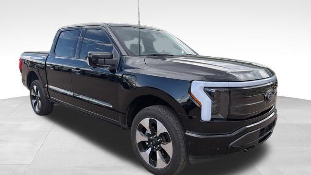 2023 Ford F-150 Lightning XLT