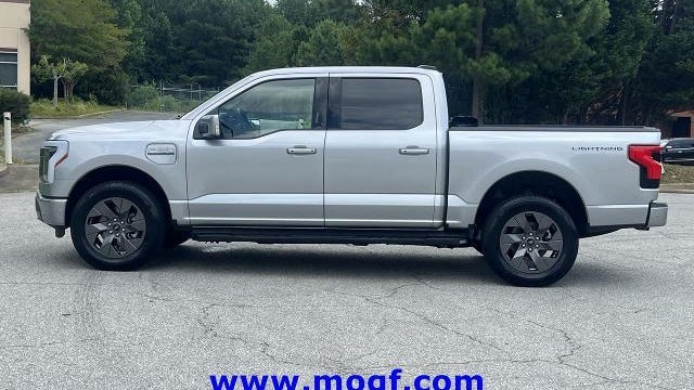 2023 Ford F-150 Lightning XLT