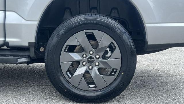 2023 Ford F-150 Lightning XLT