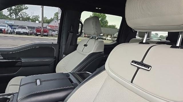 2023 Ford F-150 Lightning XLT