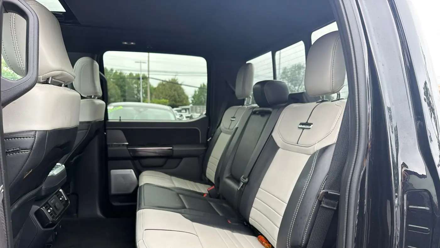 2023 Ford F-150 Lightning XLT
